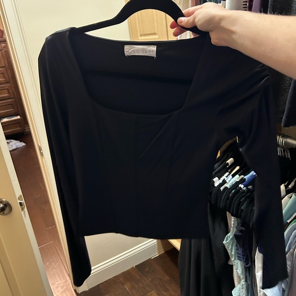 Black Long Sleeve Top - Picture 1 of 5